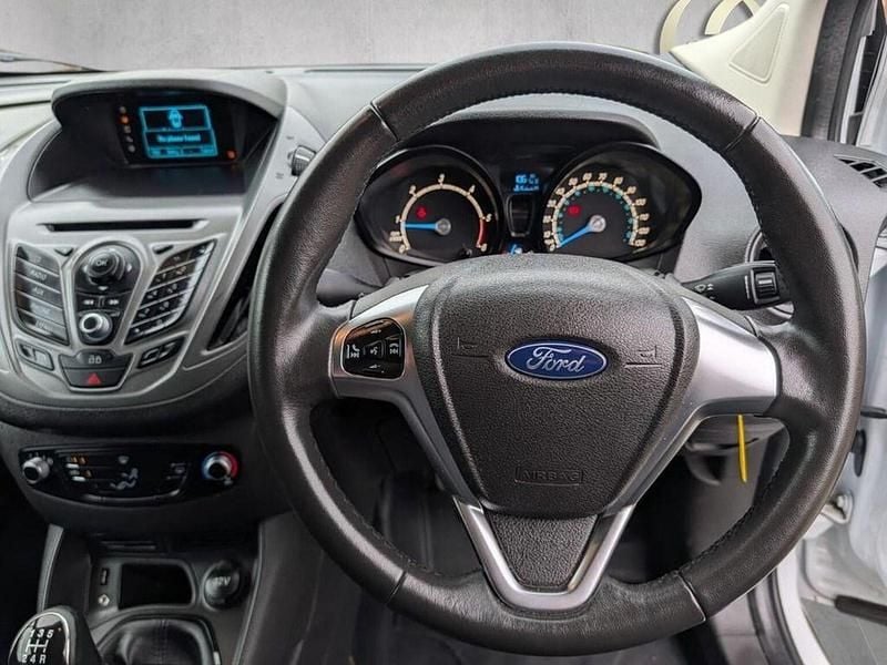 Used Ford Transit Trend 2015 White Van