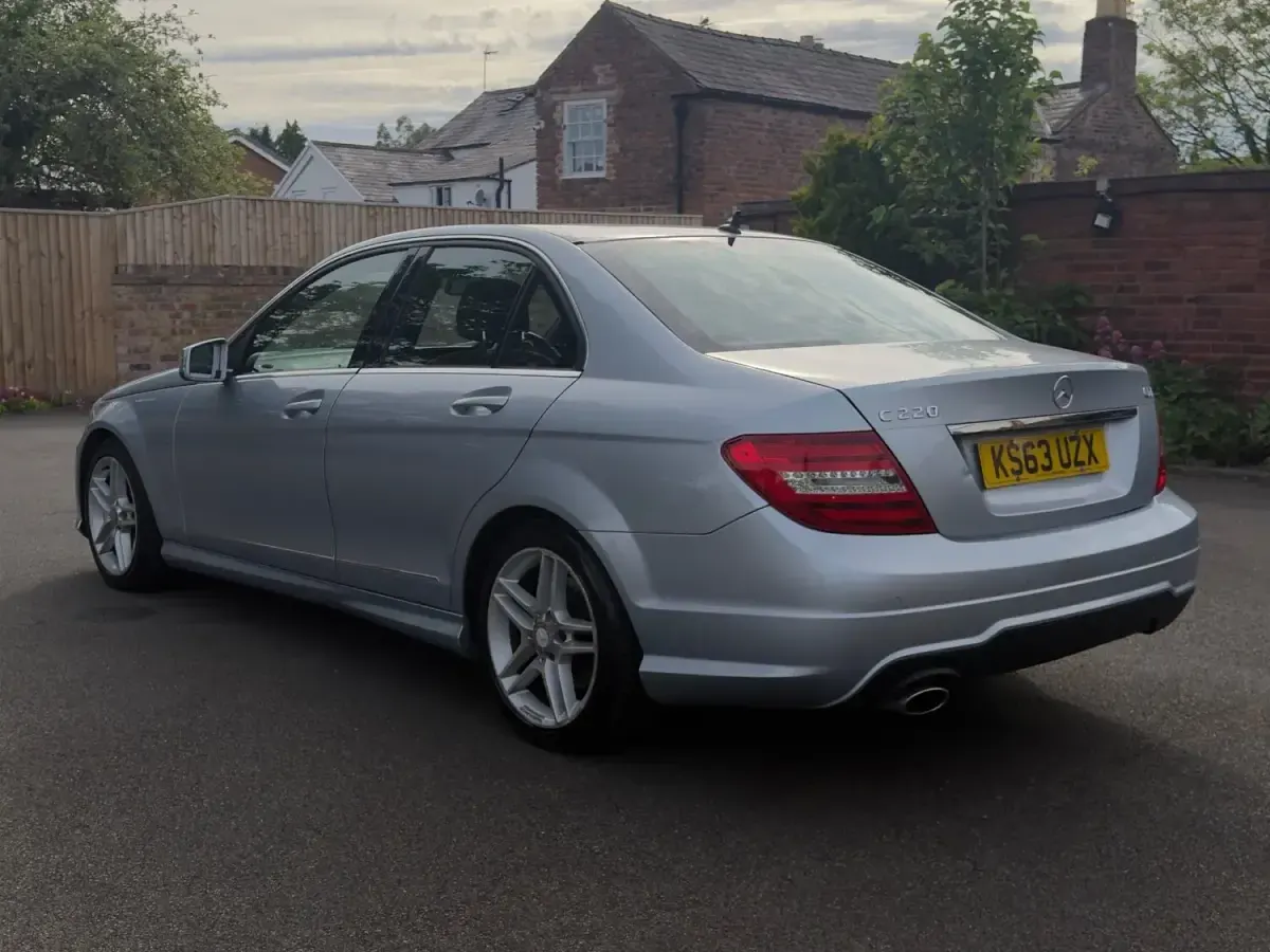 Begagnad Mercedes C220 AMG 2014 Silver Sedan