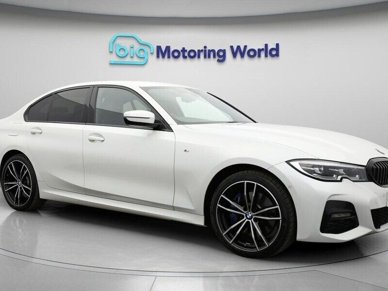 White Used 2020 BMW 330e M Sport Sedan | £15,700 (Fair price) - Image 1/4