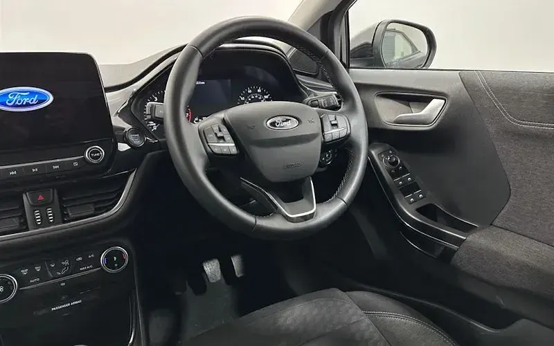 Used Ford Puma Titanium 125 HP (91 kW) 2023 Black SUV