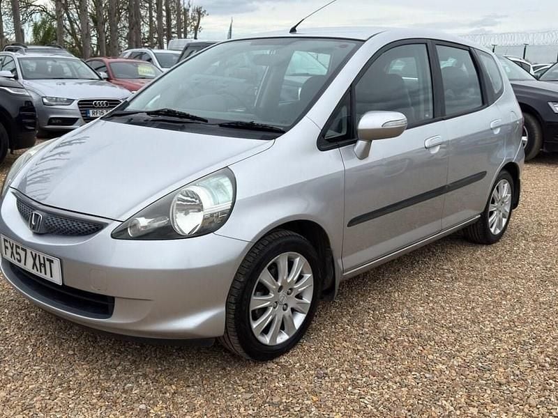 Used Honda Jazz SE 82 HP (60 kW) 2007 Silver Hatchback