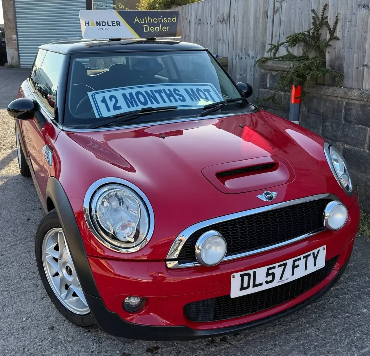 Używany Mini Cooper S Hatch 175 KM (128 kW) 2008 Czerwony Hatchback