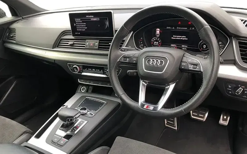 Used Audi Q5 S-Line 245 HP (180 kW) 2020 Grey SUV