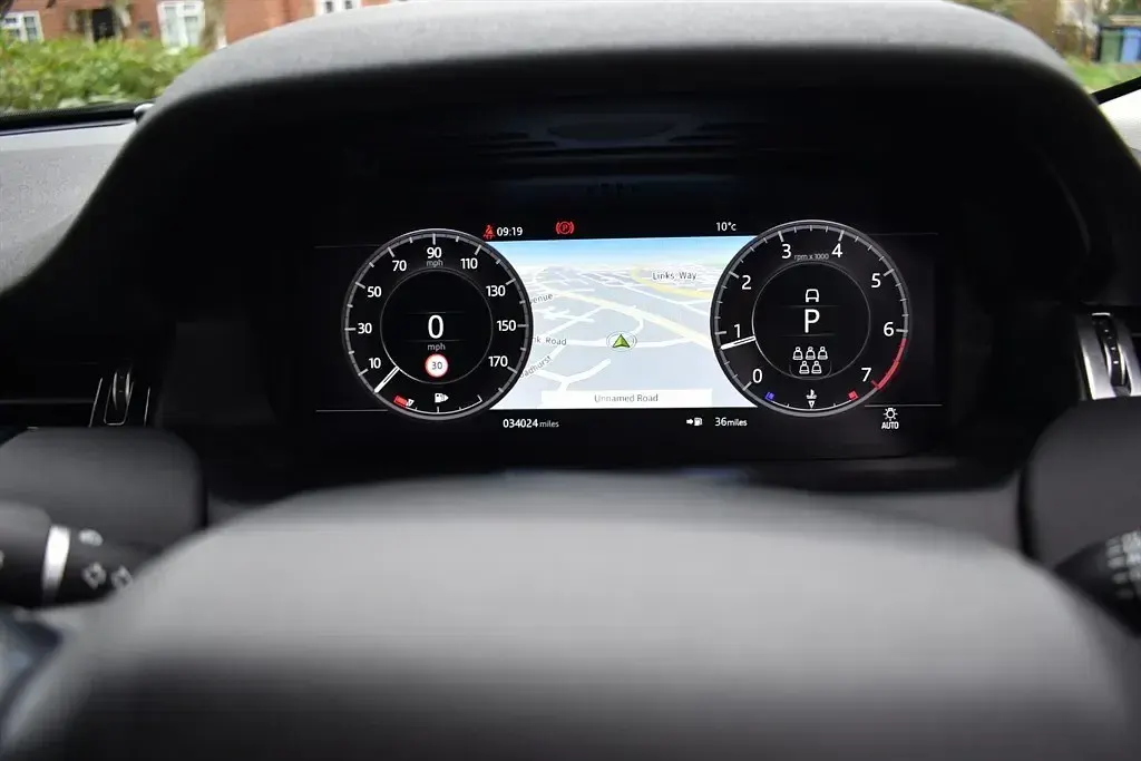 Begagnad Land Rover Discovery Sport SE 2020 Svart SUV