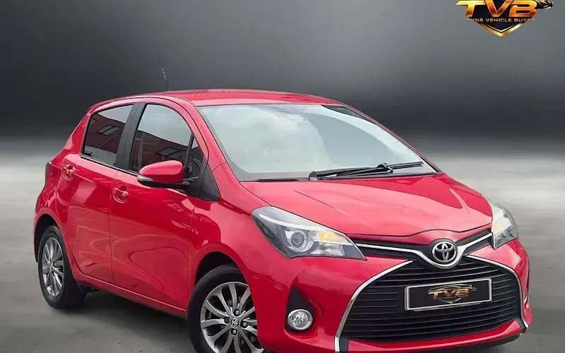 Used Toyota Yaris 99 HP (72 kW) 2016 Hatchback
