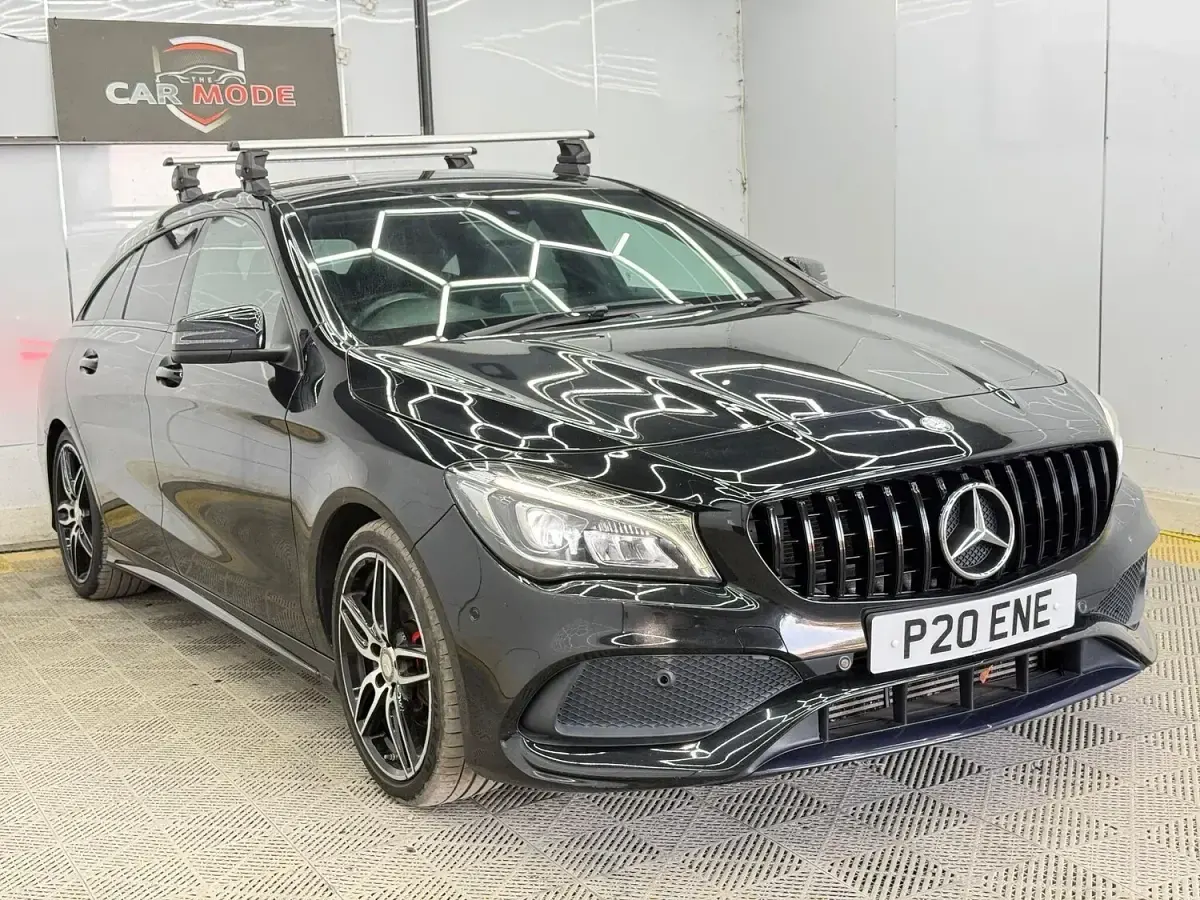 Used Mercedes CLA200 Shooting Brake AMG line 136 HP (100 kW) 2017 Black Estate