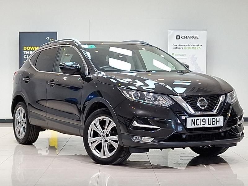 Used Nissan Qashqai N-Connecta 140 HP (102 kW) 2019 Black SUV