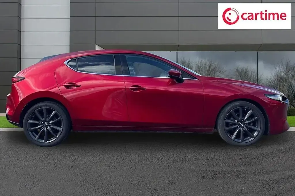 Usado Mazda 3 Inclusive 122 CV (89 kW) 2019 Rojo Utilitario