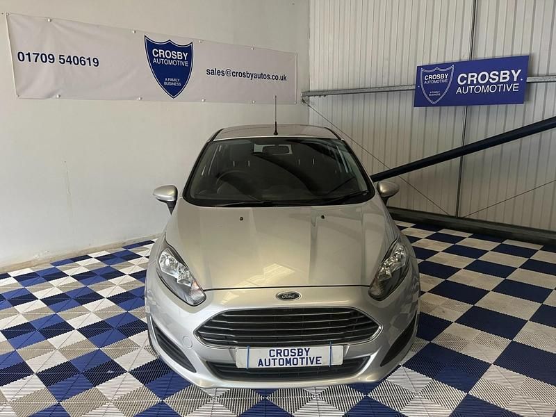 Silver Used 2013 Ford Fiesta Style Hatchback | £3,895 (Fair price) - Image 1/4