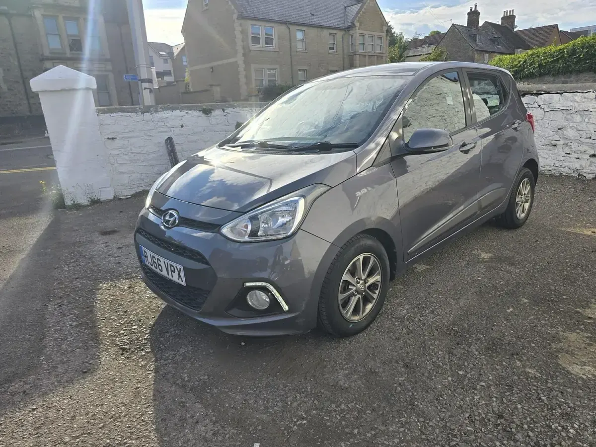 Used Hyundai i10 Premium 2016 Grey Hatchback