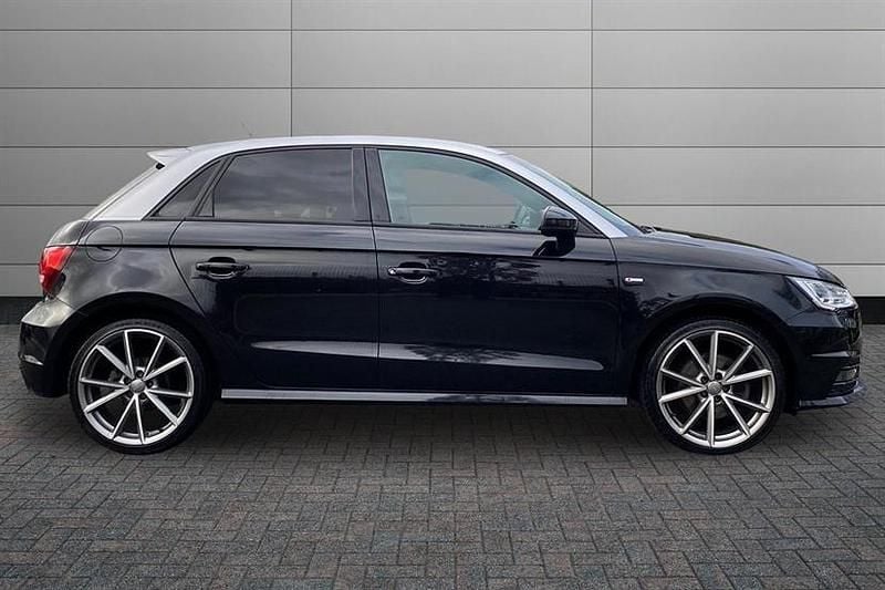 Used Audi A1 Black Edition 125 HP (91 kW) 2018 Daytona grey