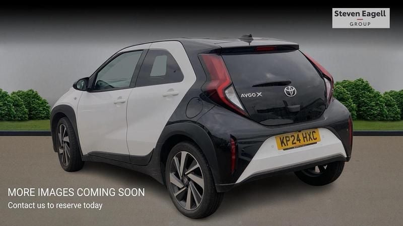 Used Toyota Aygo X 72 HP (52 kW) 2024 White SUV