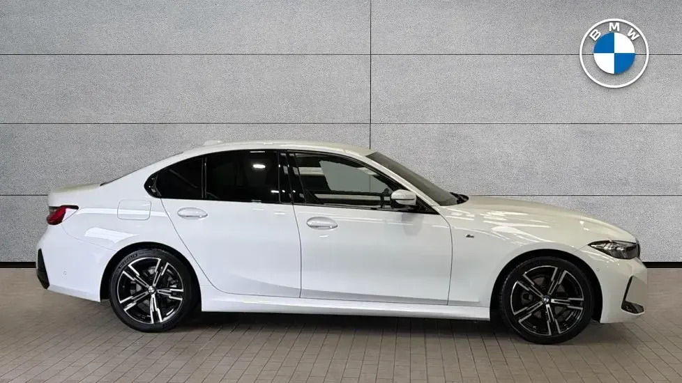 Usado BMW 320 M Sport 181 HP (133 kW) 2025 Branco Sedan
