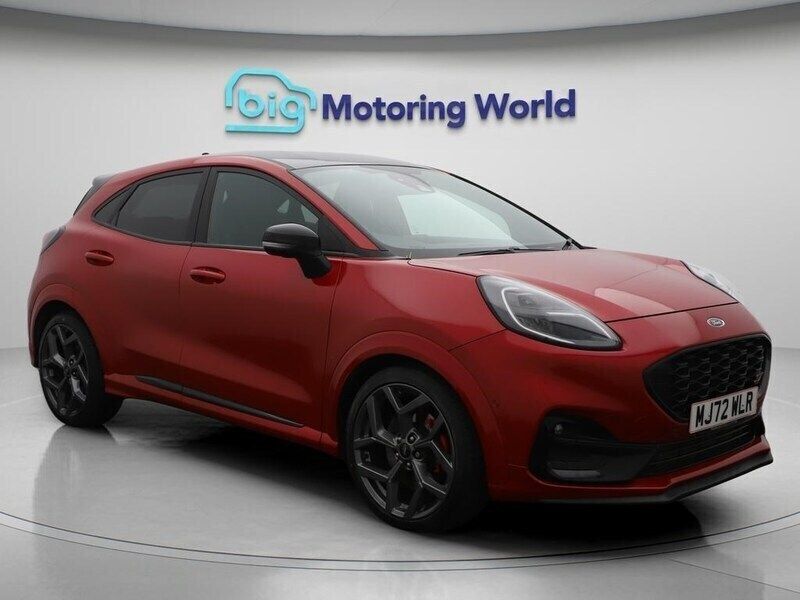 Red Used 2022 Ford Puma ST SUV | £19,600 (Fair price) - Image 1/4