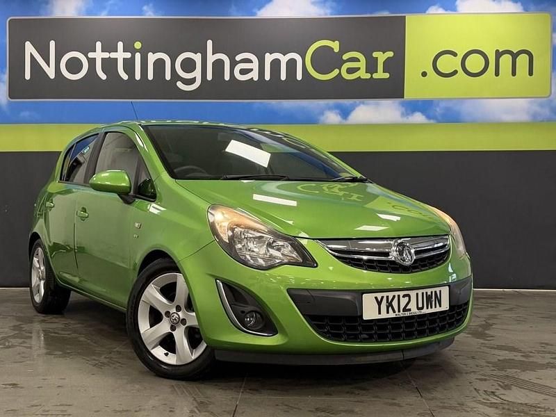 Second-hand Vauxhall Corsa 100 CP (73 kW) 2012 Verde Hatchback