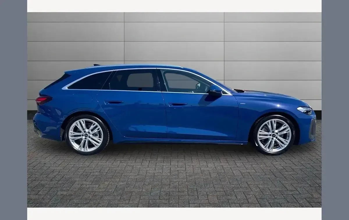 New Audi A5 S-Line 299 HP (219 kW) 2025 Blue Estate