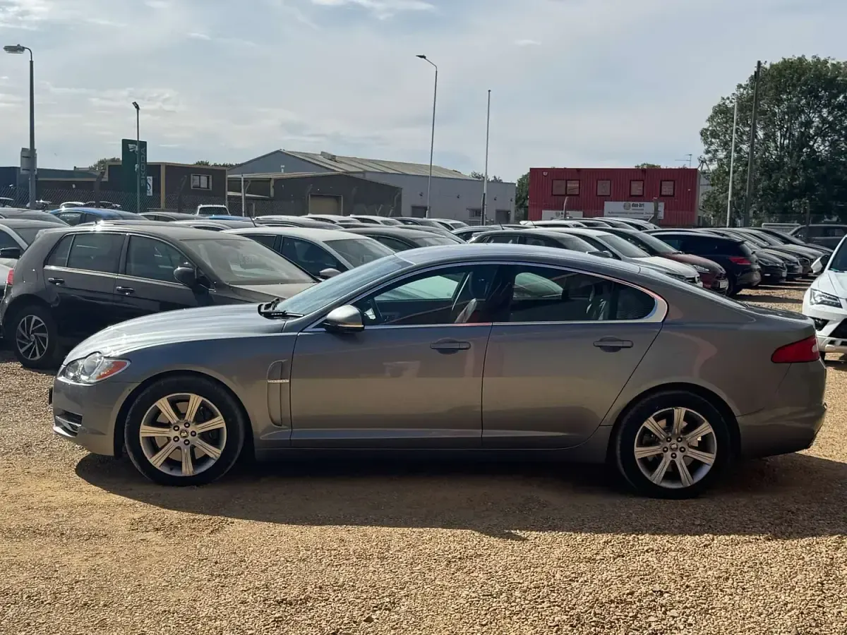Used Jaguar XF Luxury 2010 Grey Sedan