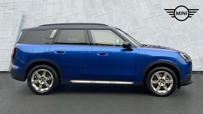 Used Mini Countryman 168 HP (123 kW) 2024 Blue SUV