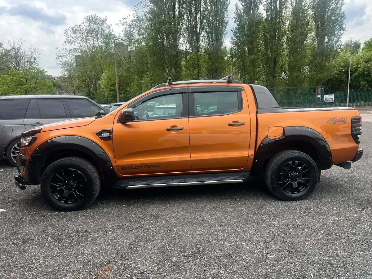Used Ford Ranger Wildtrack 200 HP (147 kW) 2017 Orange Pickup