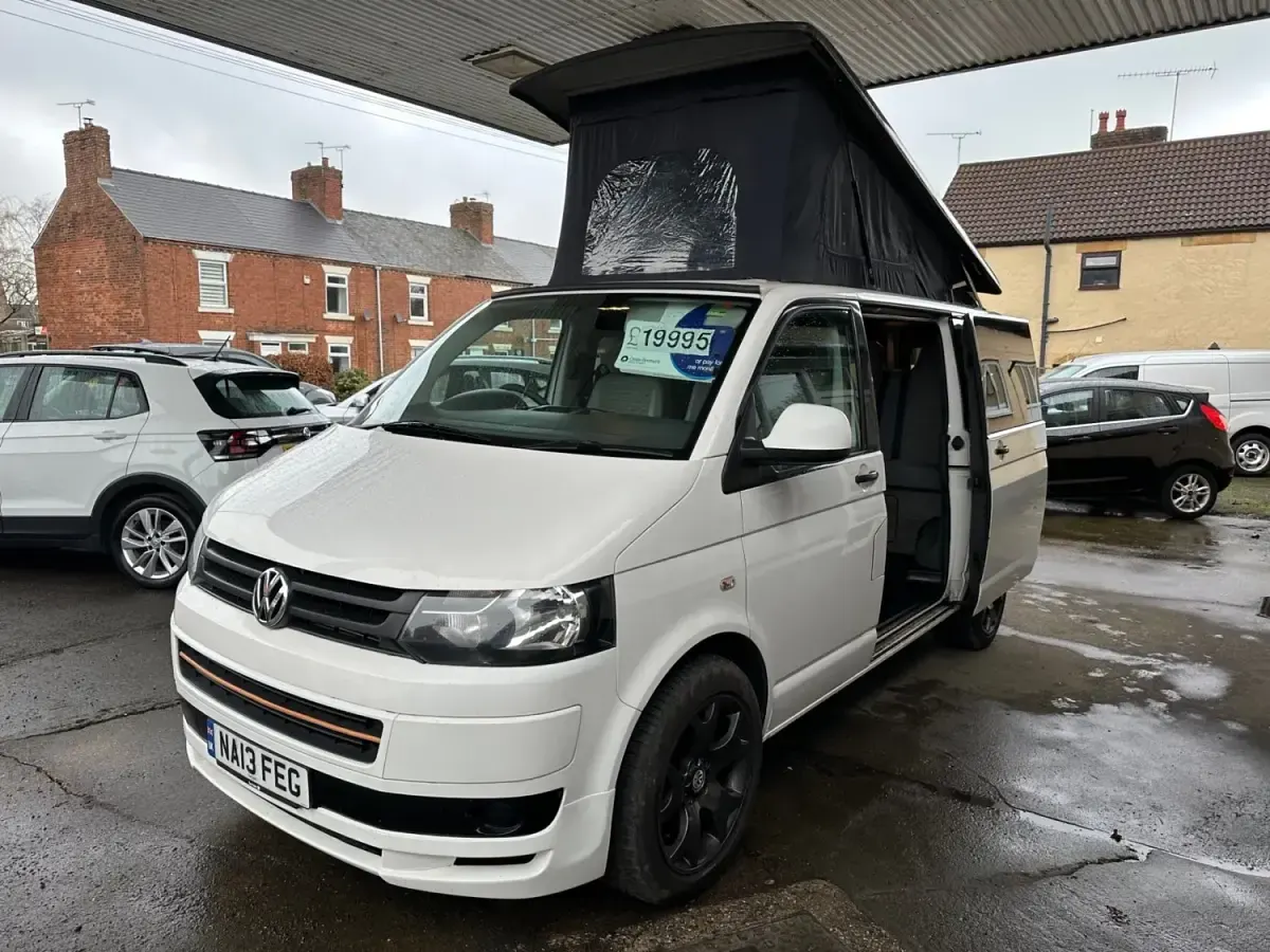 Usado VW Transporter 102 HP (75 kW) 2013 Branco Van