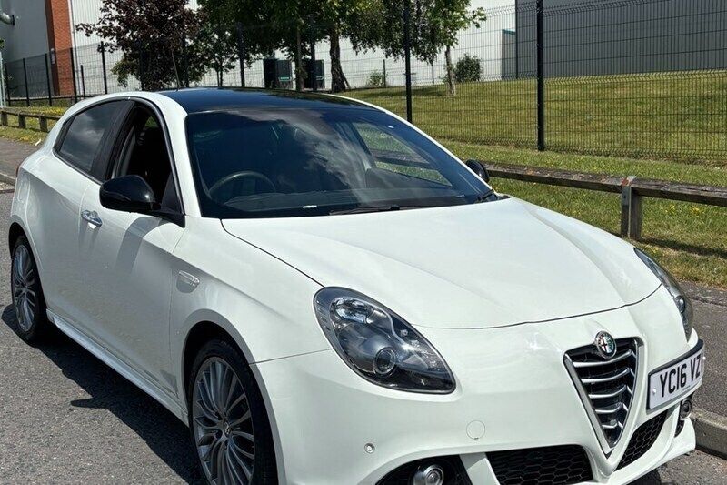 Used 2016 Alfa Romeo Giulietta Hatchback | £7,995 (Super price) - Image 1/1