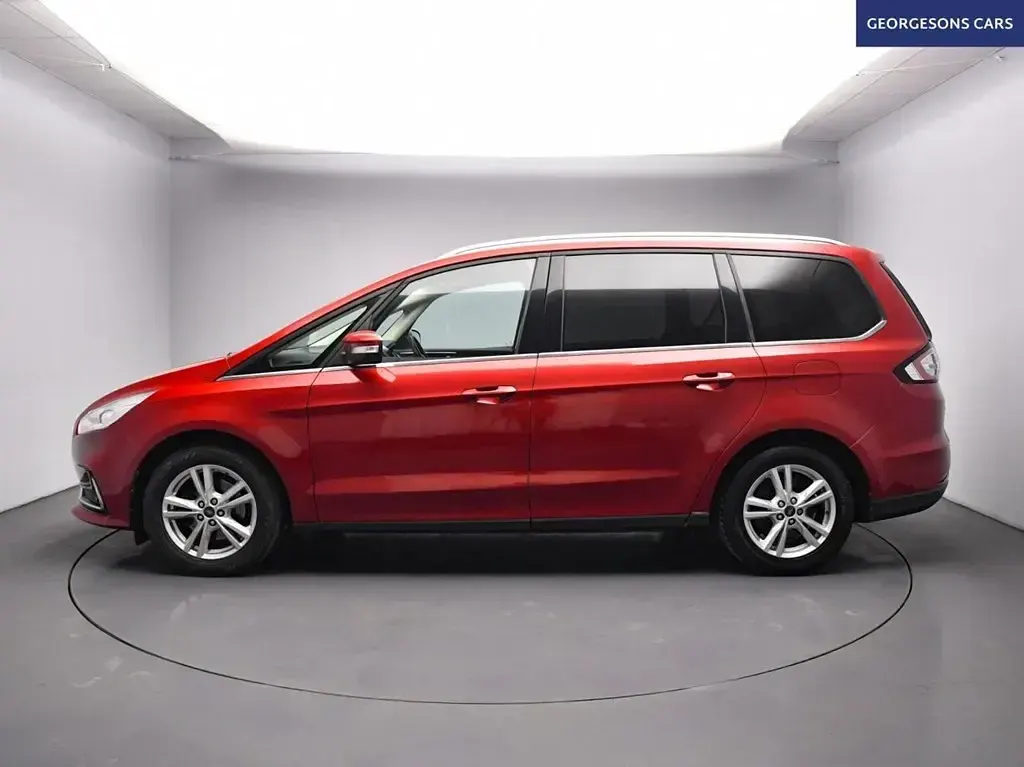 Usado Ford Galaxy Titanium 150 HP (110 kW) 2020 Vermelho Monovolume