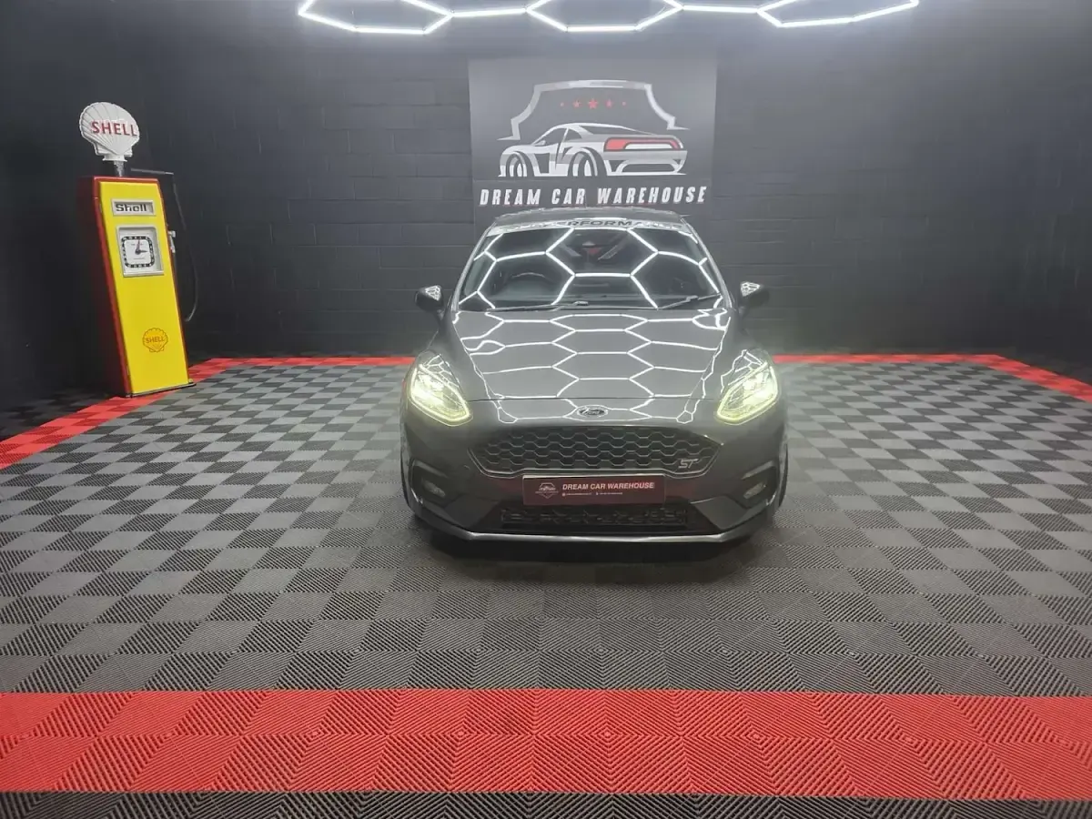 Used Ford Fiesta ST 200 HP (147 kW) 2018 Grey Hatchback