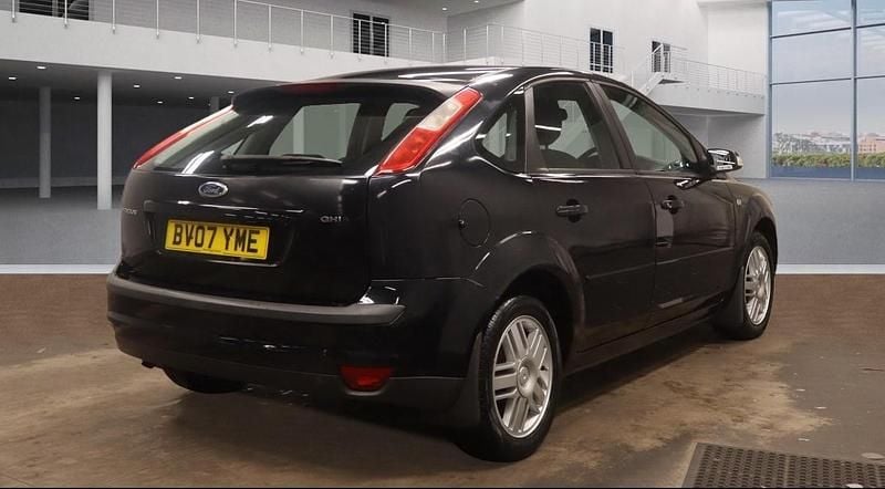Used Ford Focus Ghia 2007 Black Hatchback
