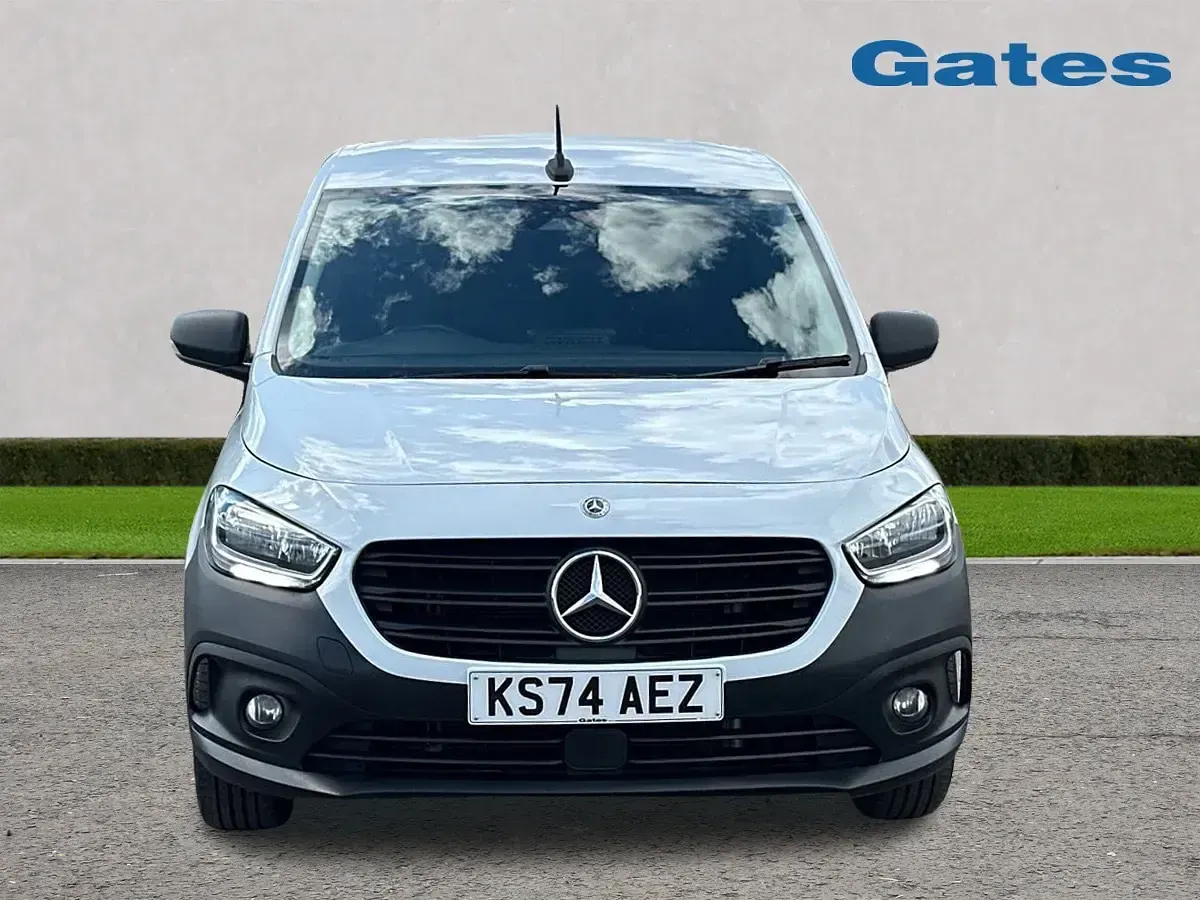 Used Mercedes Citan 110 95 HP (69 kW) 2024 White MPV
