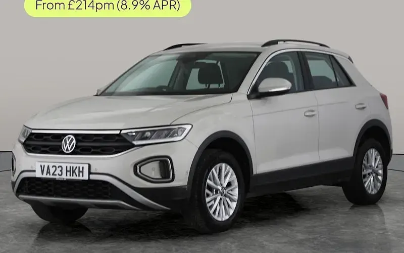 Used VW T-Roc Life 110 HP (80 kW) 2023 SUV