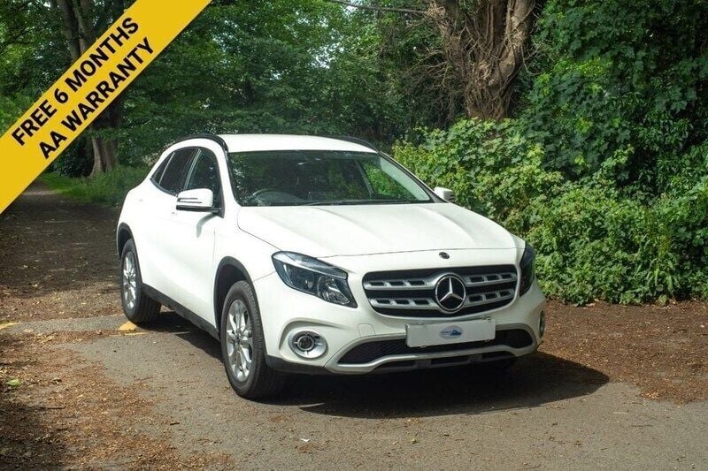 White Used 2018 Mercedes GLA200 SE SUV | £12,995 (Fair price) - Image 1/4