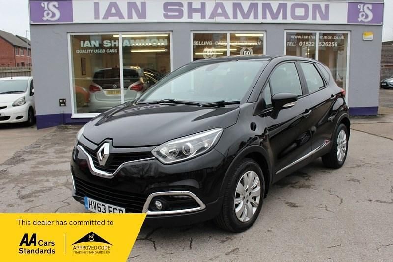 Black Used 2013 Renault Captur Expression+ SUV | £5,495 (Fair price) - Image 1/4
