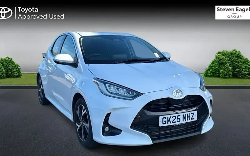 Used Toyota Yaris Design 116 HP (85 kW) 2025 Hatchback