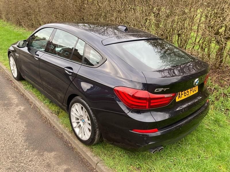 Używany BMW 520 M Sport 2015 Czarny Hatchback