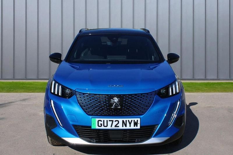 Used Peugeot e-2008 Premium 98 kW (134 HP) 2023 Blue SUV