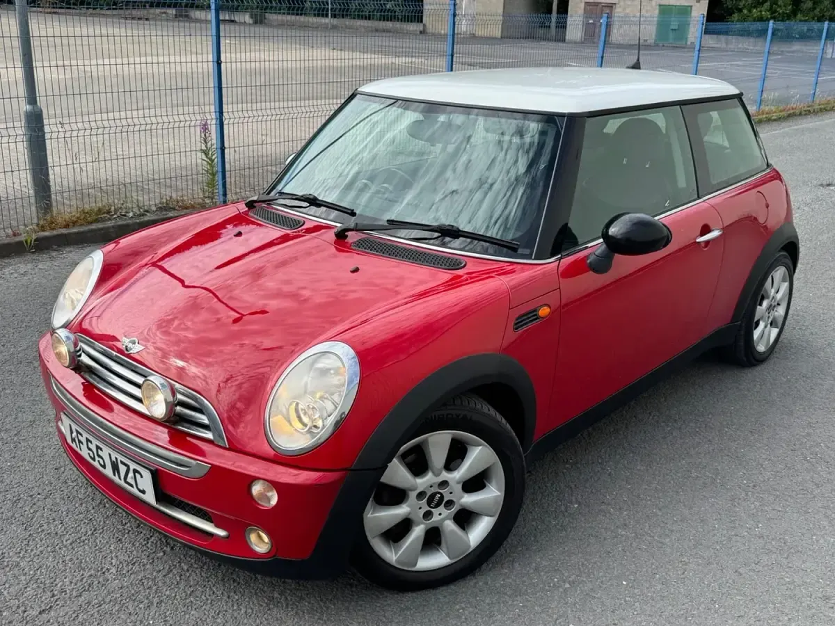 Used Mini Cooper Hatch 2005 Red Hatchback