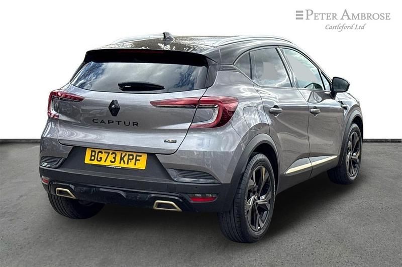 Used Renault Captur Engineered 140 HP (102 kW) 2023 Grey SUV