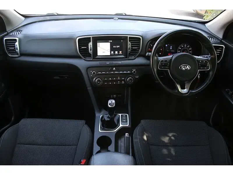 Used Kia Sportage 114 HP (83 kW) 2018 White SUV