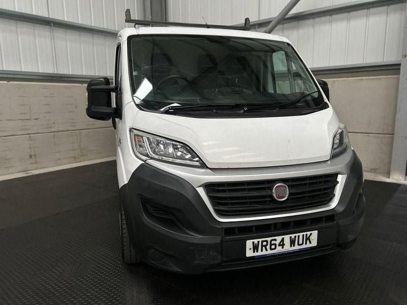 Usado Fiat Ducato 130 HP (95 kW) 2014 Branco Van
