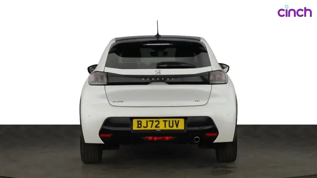 Used Peugeot 208 GT 75 HP (55 kW) 2022 White Hatchback