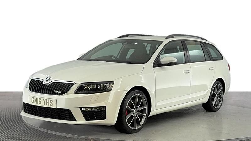 White Used 2016 Skoda Octavia vRS Estate | £10,780 (A bit pricey) - Image 1/4