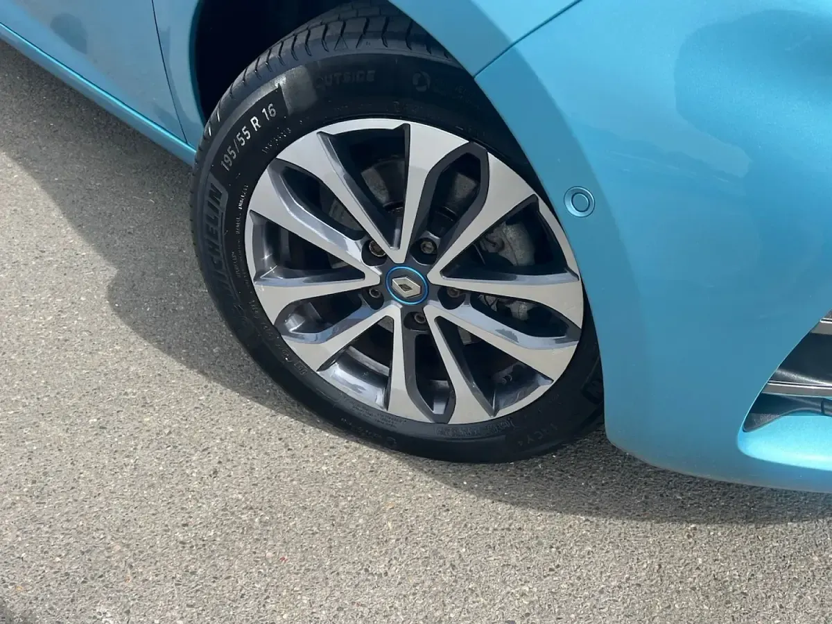 Used Renault Zoe GT-Line 100 kW (136 HP) 2020 Blue Hatchback