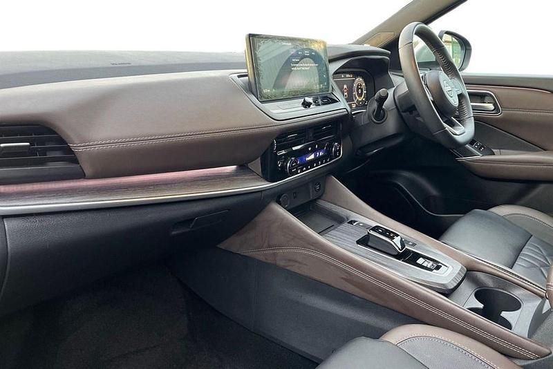 Used Nissan Qashqai Tekna 2024 Silver SUV