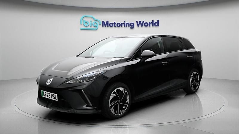 Usado MG MG4 EV Trophy 319 kW (435 HP) 2023 Preto Citadino