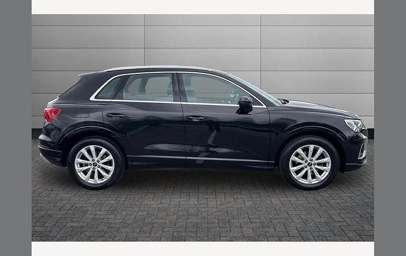 Used Audi Q3 Sport 150 HP (110 kW) 2022 Black SUV