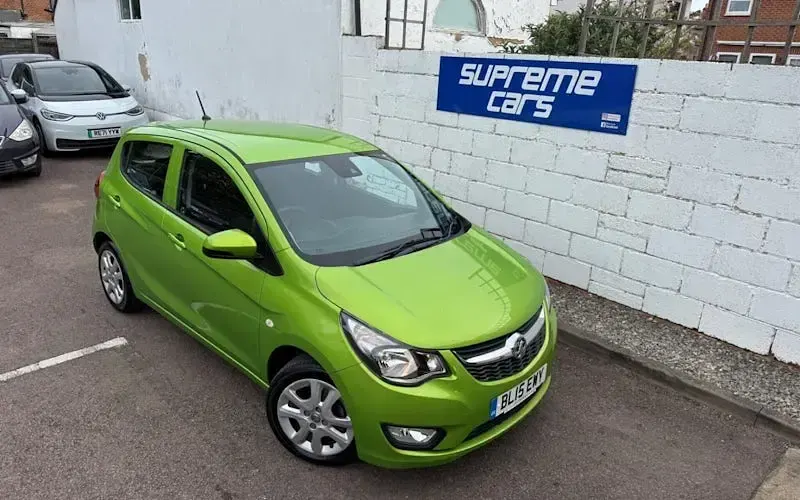 Used Vauxhall Viva 75 HP (55 kW) 2015 Green Hatchback