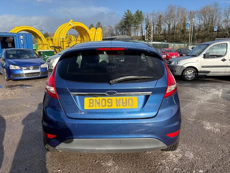 Used Ford Fiesta Titanium 2009 Blue Hatchback