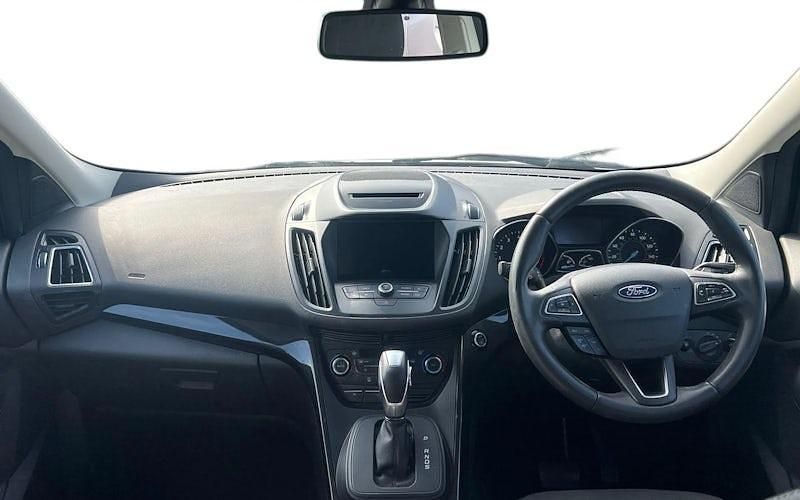 Second-hand Ford Kuga Titanium 182 CP (133 kW) 2019 Alb SUV