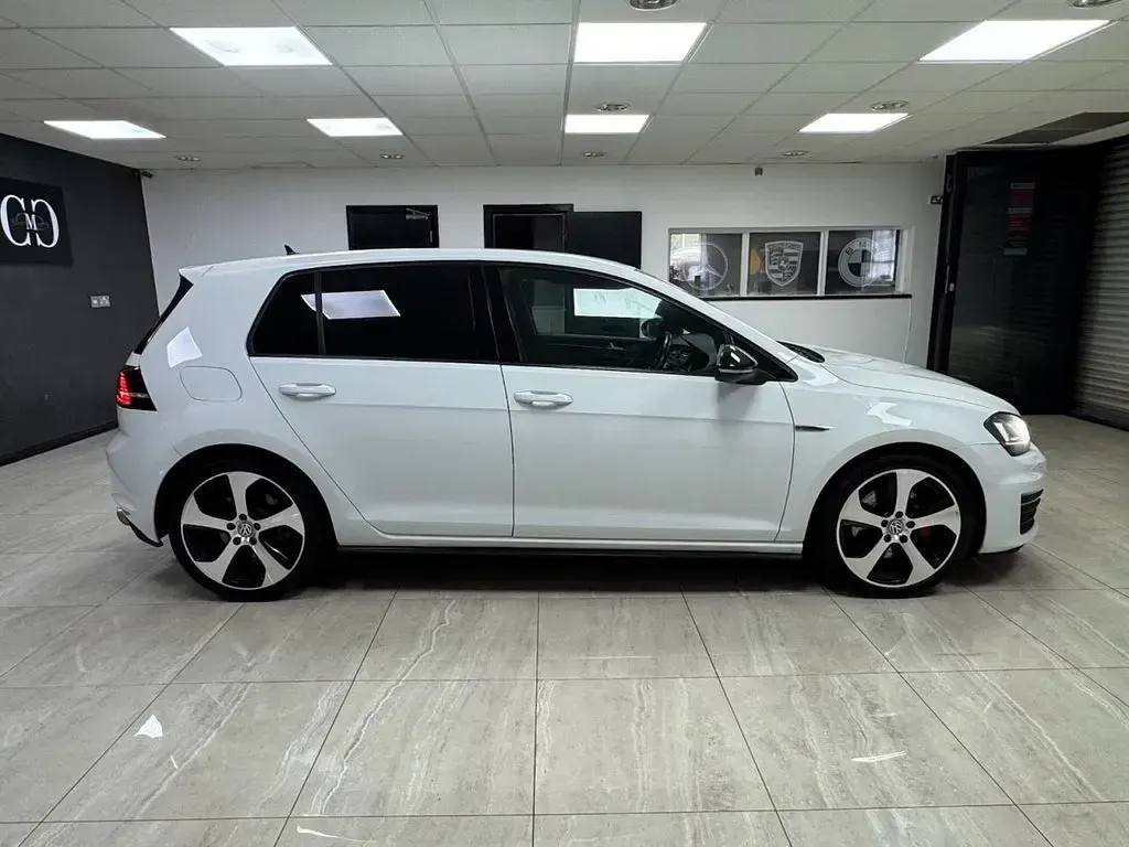Used VW Golf VII GTI 2014 White Hatchback