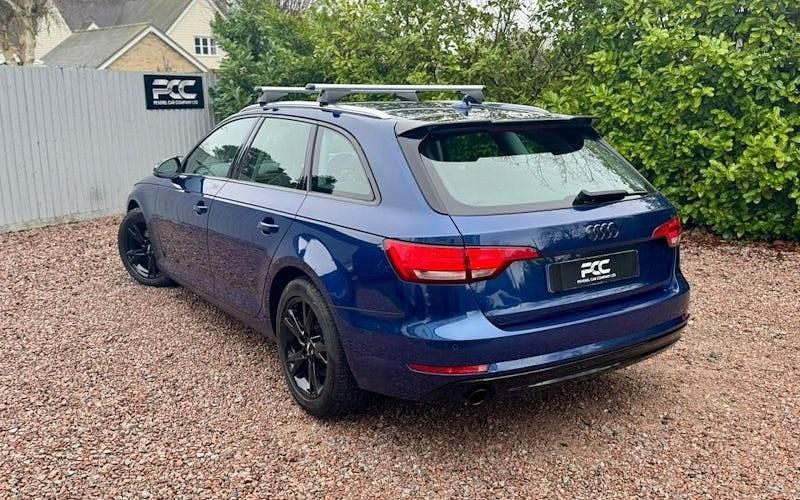 Used Audi A4 Sport 150 HP (110 kW) 2017 Blue Estate
